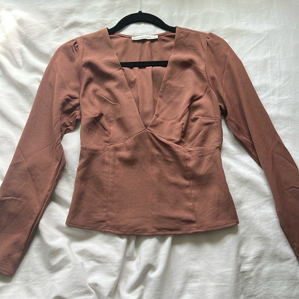 Abercrombie & Fitch Mauve Long Sleeve Small